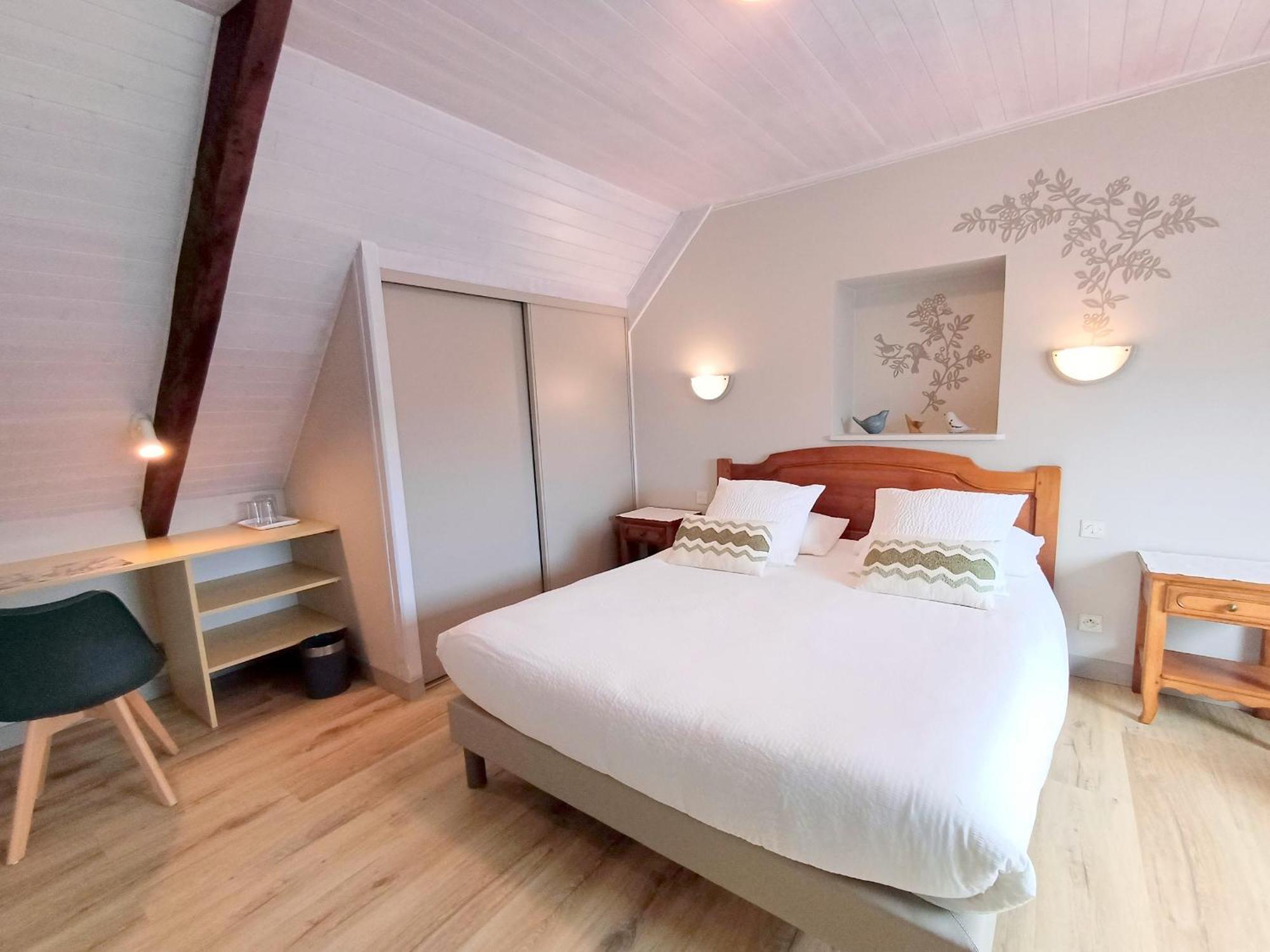 Au Calme A 10Mn Des Baies De Douarnenez Et Audierne Avec Cuisine A Disposition Mahalon Екстериор снимка