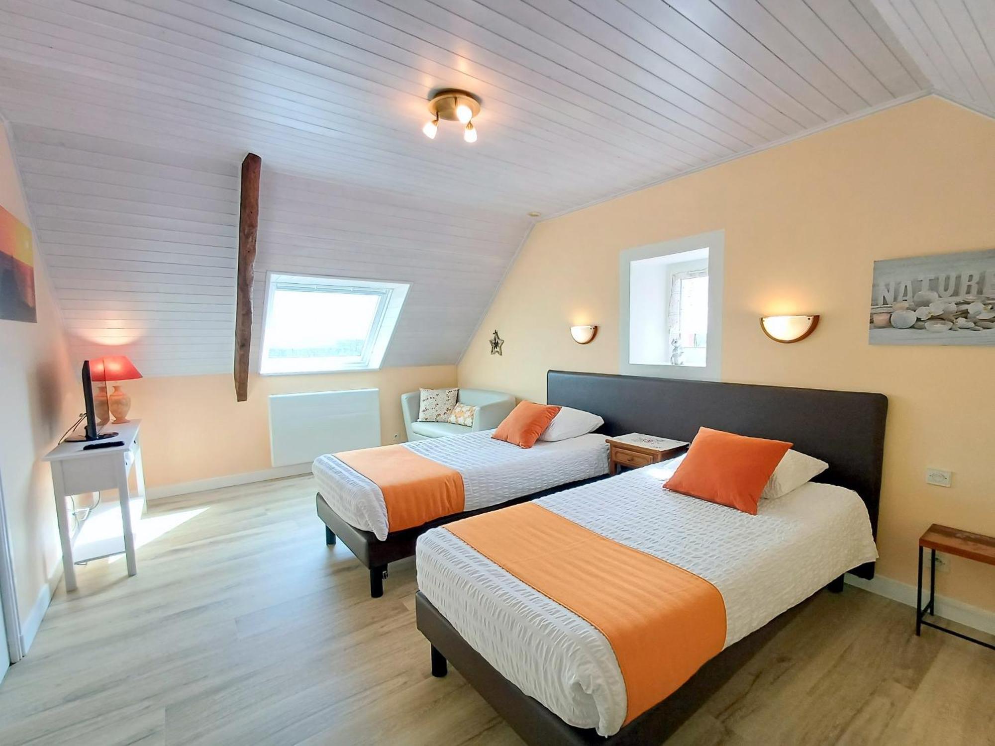Au Calme A 10Mn Des Baies De Douarnenez Et Audierne Avec Cuisine A Disposition Mahalon Екстериор снимка