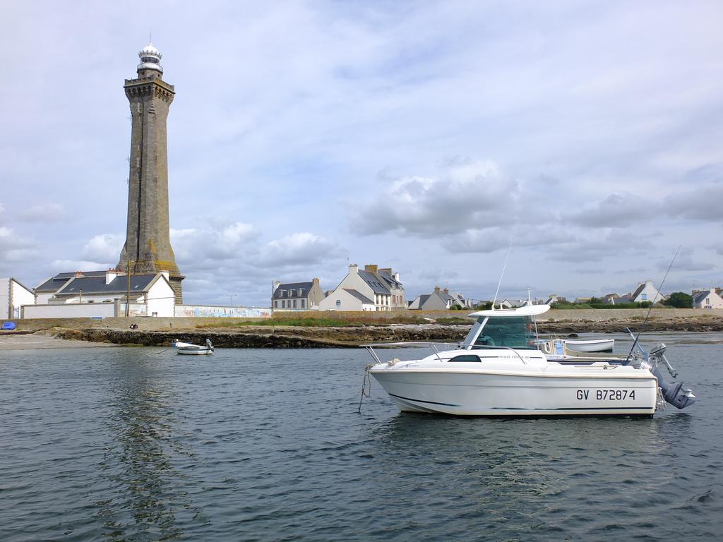 Au Calme A 10Mn Des Baies De Douarnenez Et Audierne Avec Cuisine A Disposition Mahalon Екстериор снимка